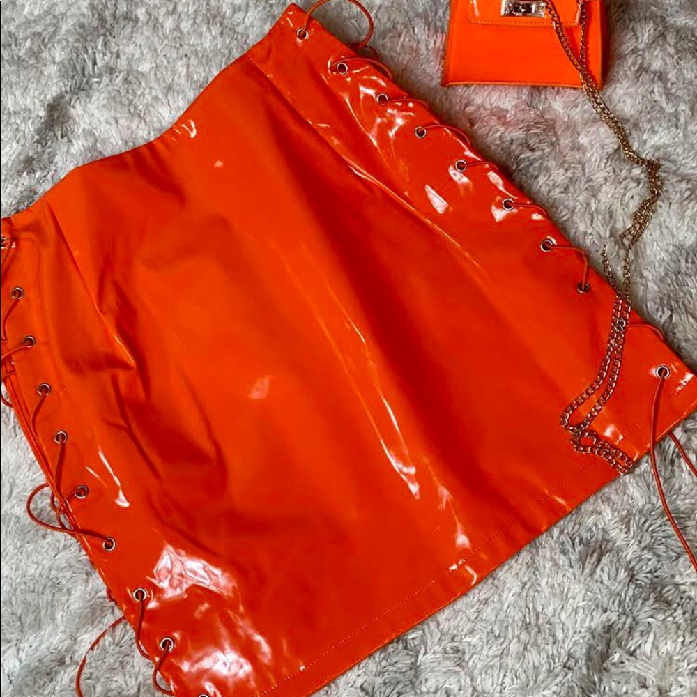 Pretty Little Thing Neon Orange Vinyl Skirt: 10